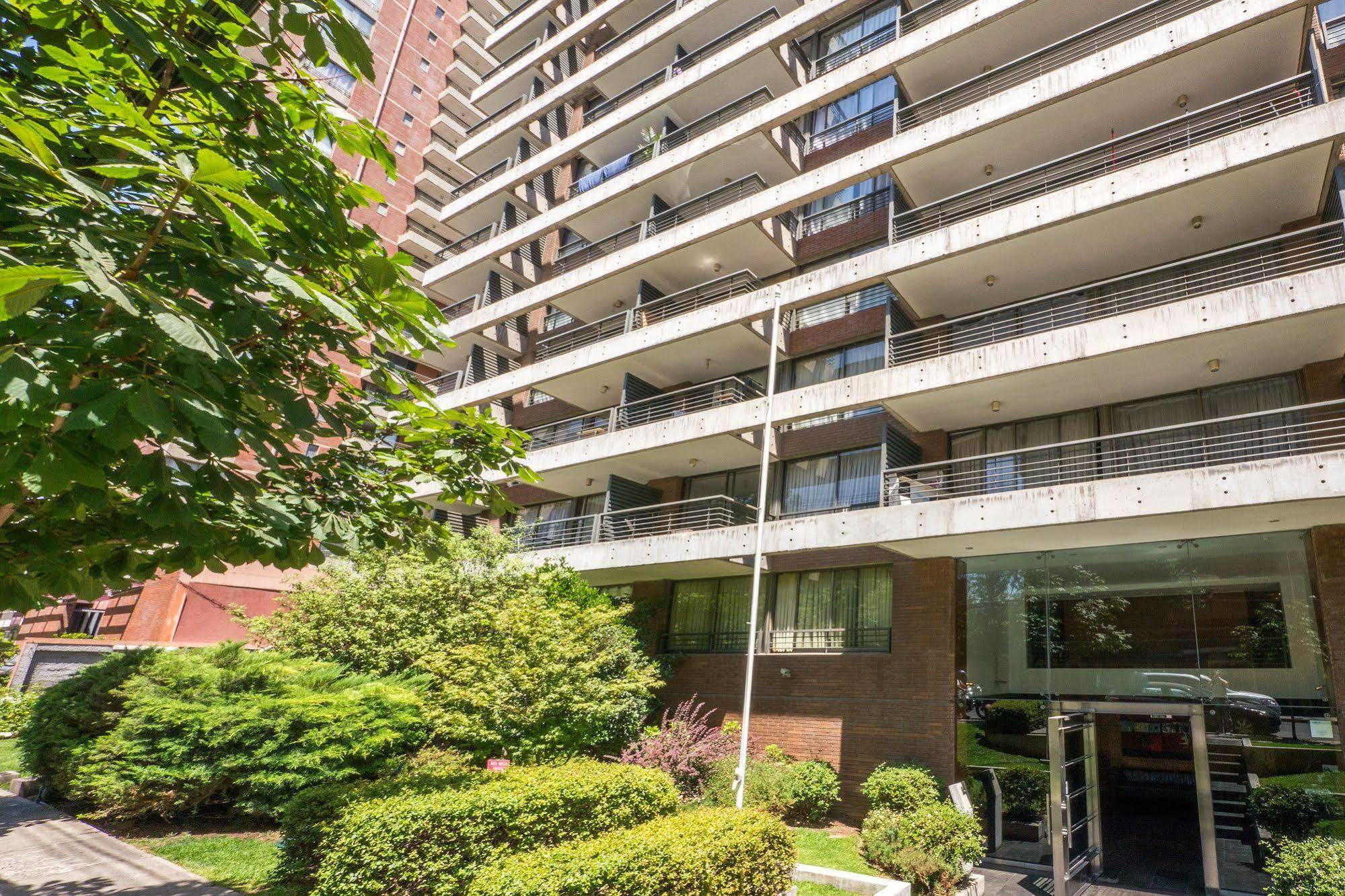 Livinnest Apartments Santiago Exterior photo